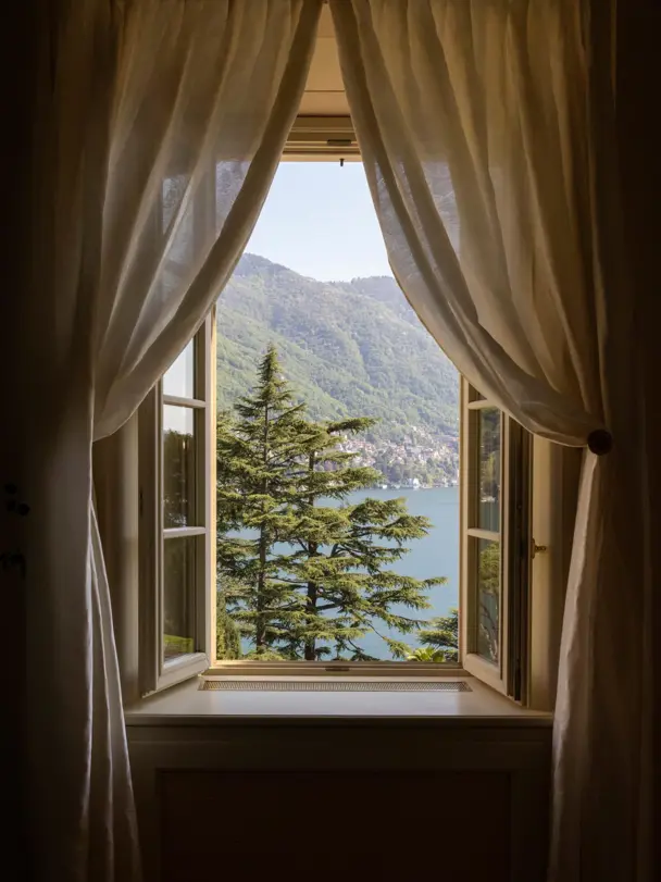 07 Room In The Villa With Lake View Detail Enrico Costantini