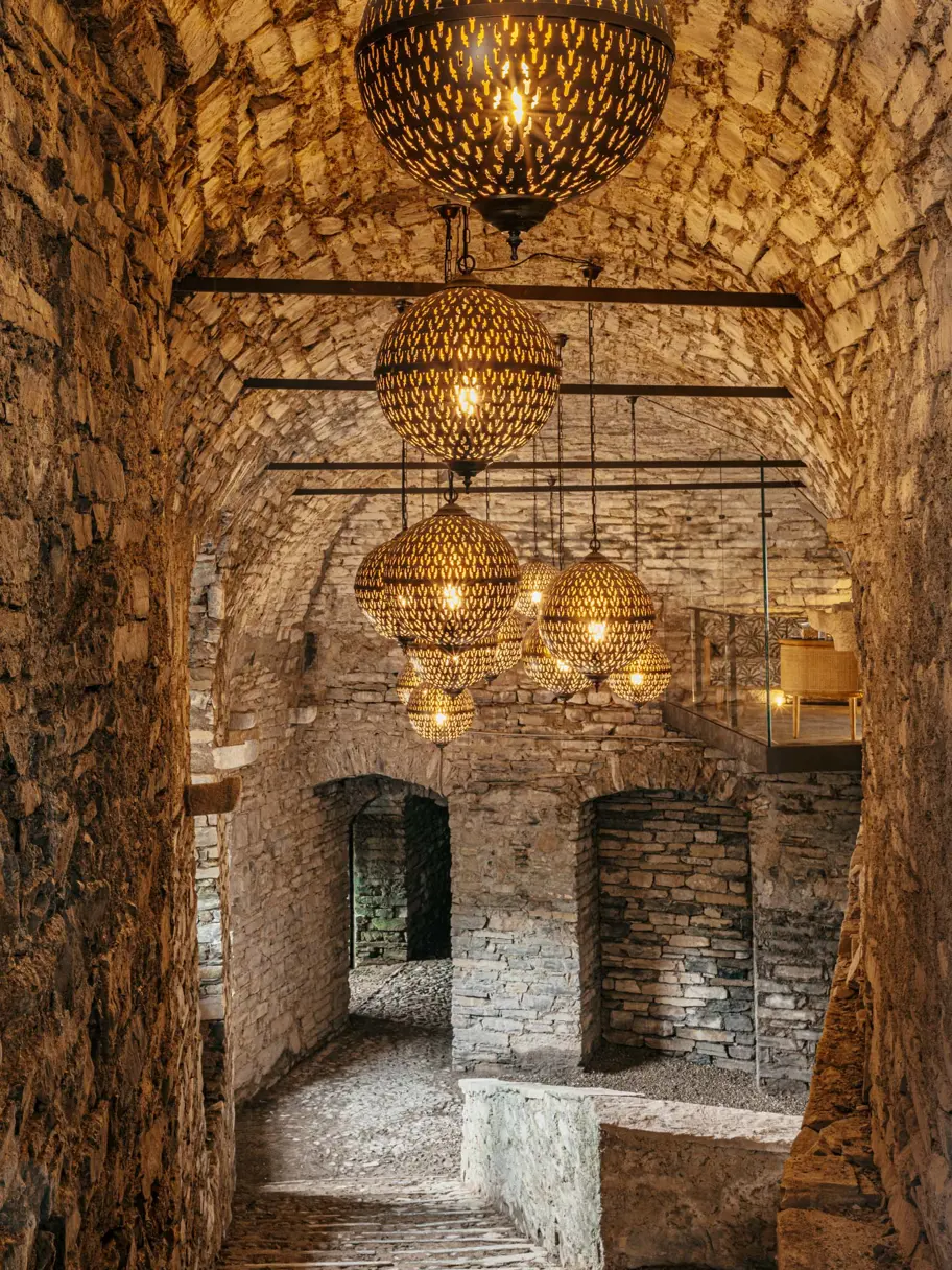 Passalaqua Lake Como Luxury Resort Spa Tunnel