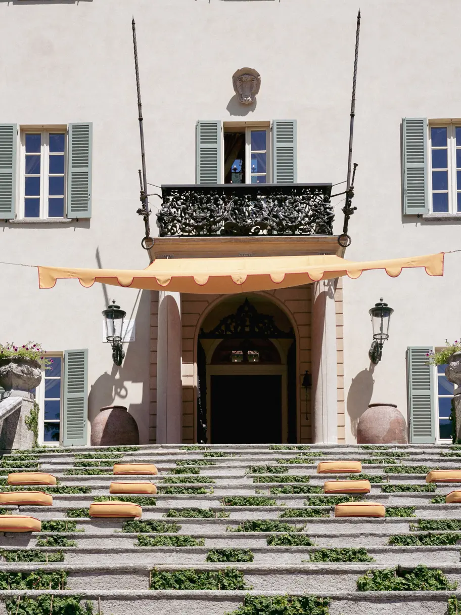 Facade And Staircase © Giada Mariani