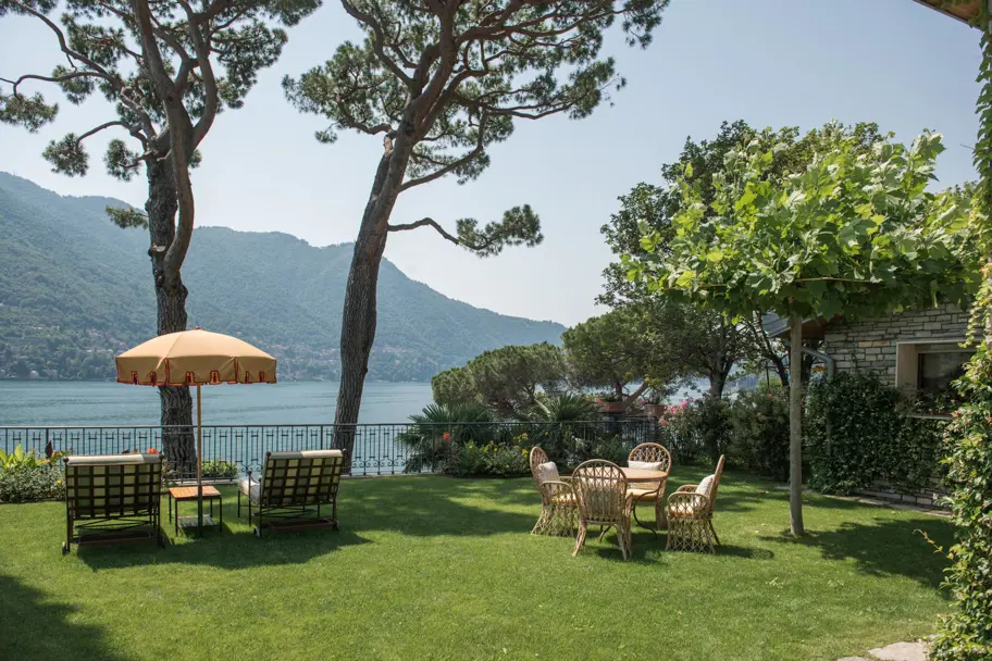 07 Grand Room Al Lago With Lake View Private Garden Ricky Monti