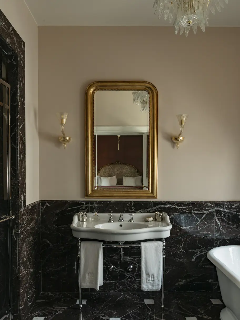 Passalacqua Hotel Lake Como Room Palazz Bathroom