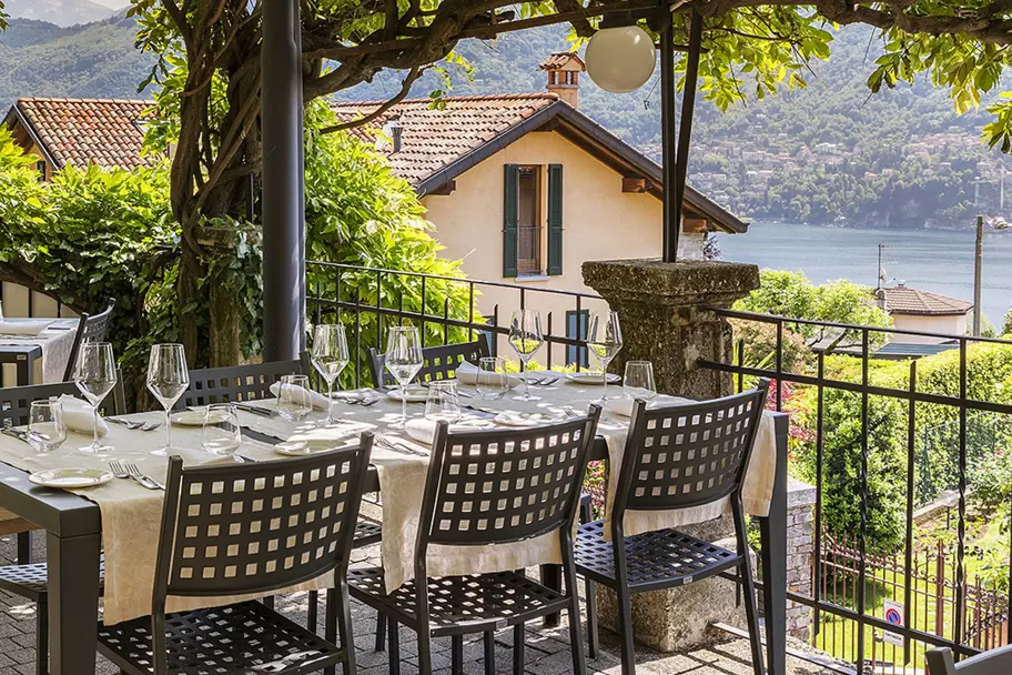 Passalaqua Lake Como Luxury Resort Trattoria Del Glicine 1